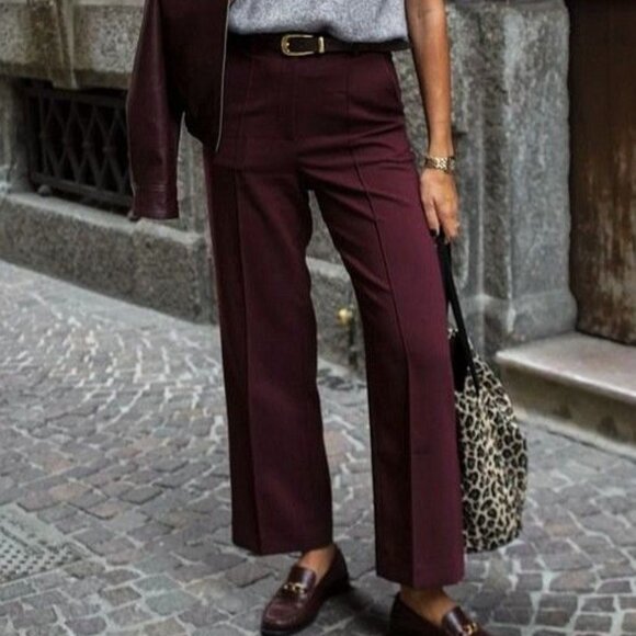 Aritzia Little Moon Negroni Cropped Trousers in Burgundy, US 0 - Picture 9 of 9